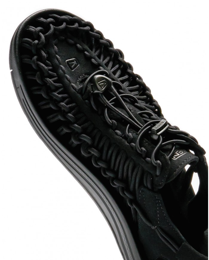 keen UNEEK black