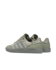 adidas tyshawn low daim grey adidas tyshawn low daim grey