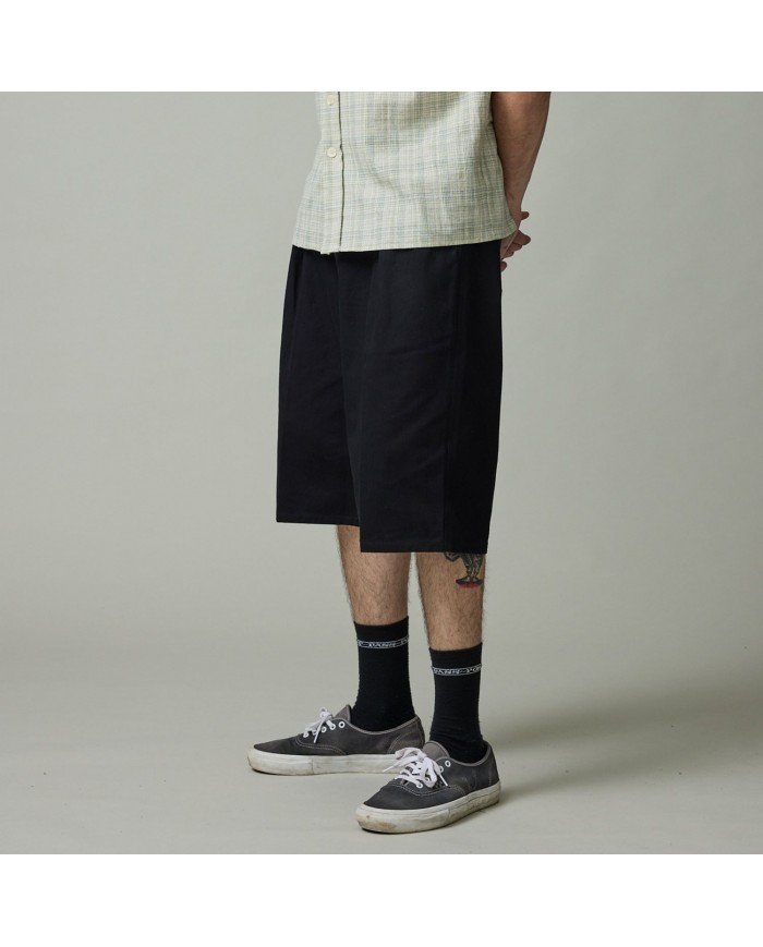 passport herringbone short